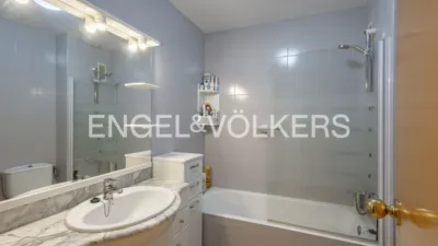 Flat in Els Molins-Poble Sec-Pins Vens photo 17