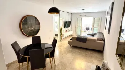 Apartment on Arquitecto Julian Laguna Street photo 3