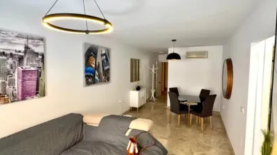Apartment on Arquitecto Julian Laguna Street photo 5