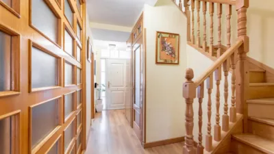 Casa adosada en venta en Calle de Ribadeo, Zona Bulevar (Arroyomolinos) de 479.900 €