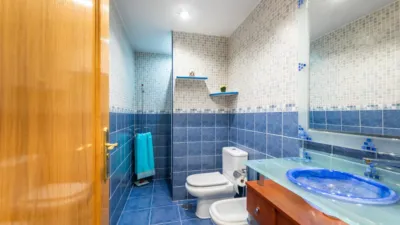 Casa adosada en venta en Calle de Ribadeo, Zona Bulevar (Arroyomolinos) de 479.900 €