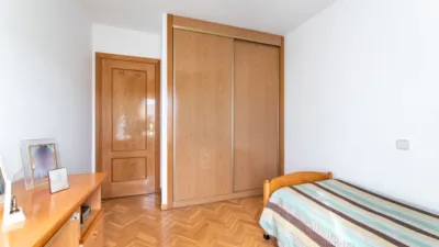 Casa adosada en venta en Calle de Ribadeo, Zona Bulevar (Arroyomolinos) de 479.900 €