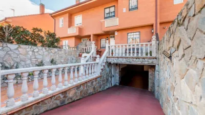 Casa adosada en venta en Calle de Ribadeo, Zona Bulevar (Arroyomolinos) de 479.900 €