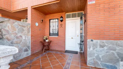 Casa adosada en venta en Calle de Ribadeo, Zona Bulevar (Arroyomolinos) de 479.900 €