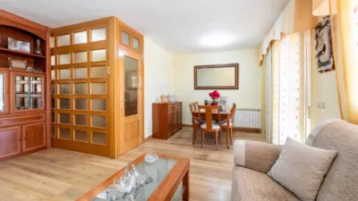 Casa adosada en venta en Calle de Ribadeo, Zona Bulevar (Arroyomolinos) de 479.900 €