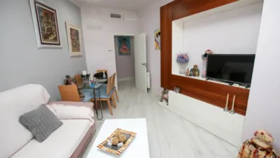 Apartment on Ortiz de Zúñiga Street photo 3
