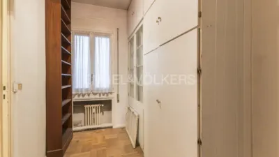 Apartment on Calle de María de Molina photo 38