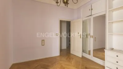 Apartment on Calle de María de Molina photo 8