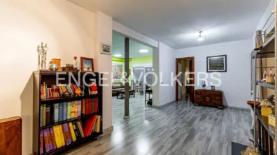 Apartment in Torrelles de Llobregat photo 25