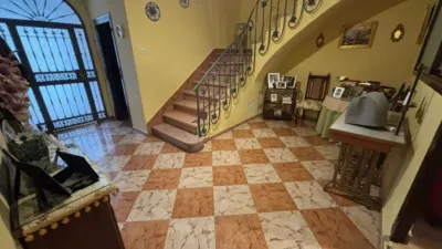House in Centre photo 3