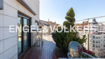 Duplex penthouse on Calle de Almagro photo 35