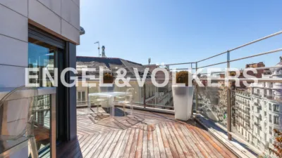 Duplex penthouse on Calle de Almagro photo 36