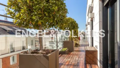 Duplex penthouse on Calle de Almagro photo 42