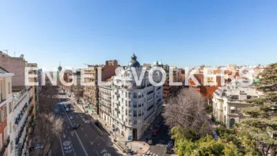 Duplex penthouse on Calle de Almagro photo 44