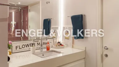 Duplex penthouse on Calle de Almagro photo 59