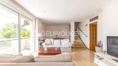 Duplex in Can Girona-Terramar-Vinyet photo 5