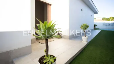 House in Oromana photo 75