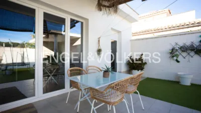 House in Oromana photo 26