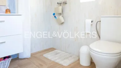 House in Oromana photo 28
