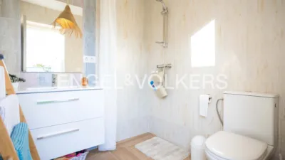 House in Oromana photo 30