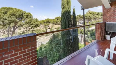 Casa adosada en alquiler en Calle de los Pirineos - Imagen 12