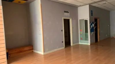 Local comercial en venta en Calle Avenida Schulz - Widok 3