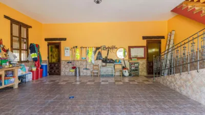House on Calle Poligono 9, No. 72 photo 60