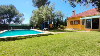 Chalet in Godelleta photo 3