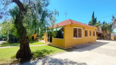 Chalet in Godelleta photo 5