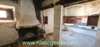 Rustic house in Sant Pere Sallavinera photo 12
