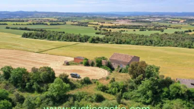 Rustic house in Sant Pere Sallavinera photo 2