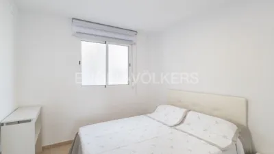 Casa en alquiler en Chiva, Chiva de 2.500 €<span>/mes</span>