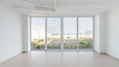 Casa en alquiler en Chiva, Chiva de 2.500 €<span>/mes</span>