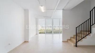 Casa en alquiler en Chiva, Chiva de 2.500 €<span>/mes</span>