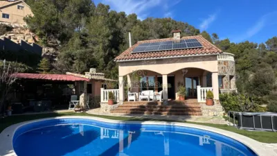 Chalet on Camí de la Creu de l'Aragall, 219 photo 39
