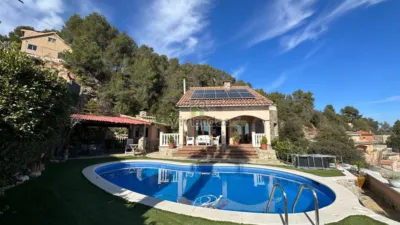 Chalet on Camí de la Creu de l'Aragall, 219 photo 42