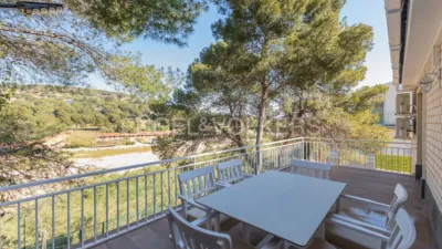 Casa en alquiler en Chiva, Chiva de 4.000 €<span>/mes</span>