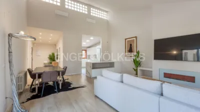 Casa en alquiler en Chiva, Chiva de 4.000 €<span>/mes</span>