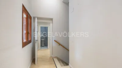Casa en alquiler en Chiva, Chiva de 4.000 €<span>/mes</span>
