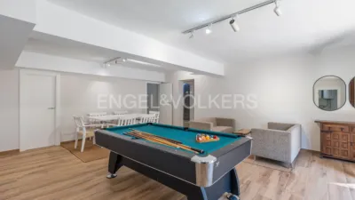 Casa en alquiler en Chiva, Chiva de 4.000 €<span>/mes</span>
