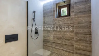 Casa en alquiler en Chiva, Chiva de 4.000 €<span>/mes</span>