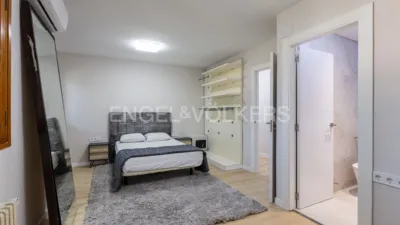 Casa en alquiler en Chiva, Chiva de 4.000 €<span>/mes</span>