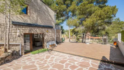 Casa en alquiler en Chiva, Chiva de 4.000 €<span>/mes</span>