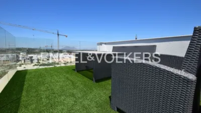 Casa – Los Montesinos - Más