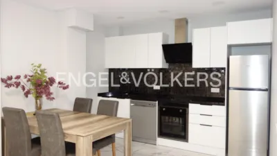 Apartamento en alquiler en Torrefiel - Imagen 2