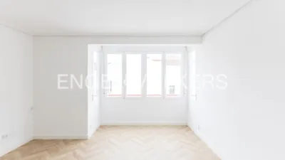 Piso en alquiler en Calle de Luis Cabrera, cerca de Calle de Canillas - Imagen 2