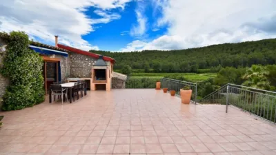 Chalet in Torrelles de Foix photo 25