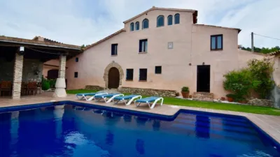 Chalet in Torrelles de Foix photo 4