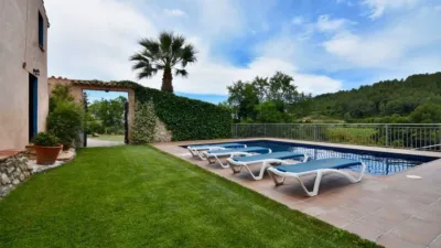 Chalet in Torrelles de Foix photo 5