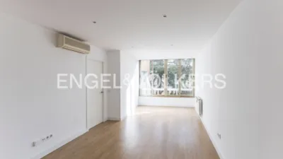 Apartamento en alquiler en Calle del Pinar - Imagen 4